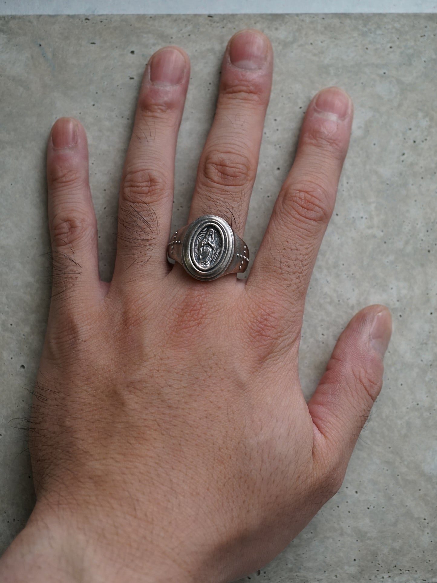 QR22NA Maria Oval Ring Normal and Antique ver.