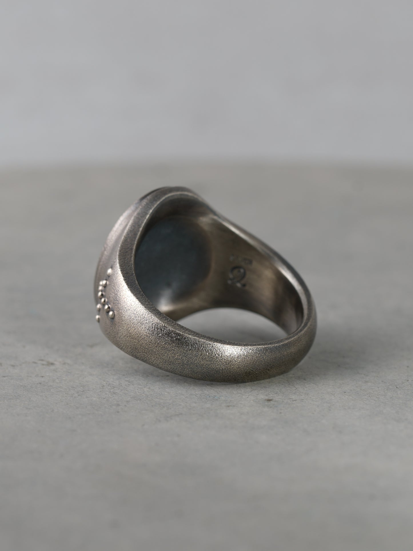 QR22NA Maria Oval Ring Normal and Antique ver.