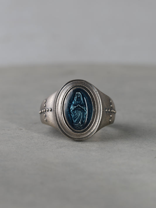 QR22RA Maria Oval Ring Resin and Antique ver.