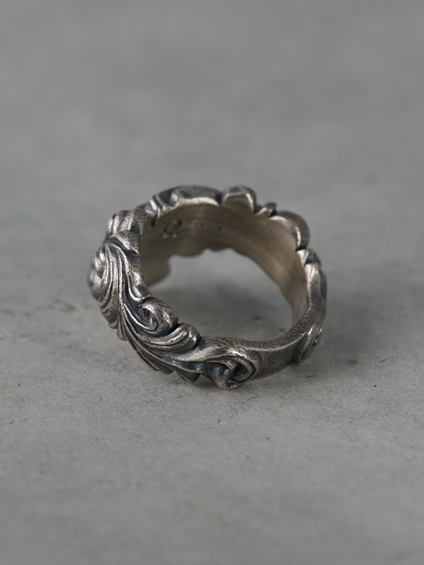 QR13A Blasen Ring Antique ver.