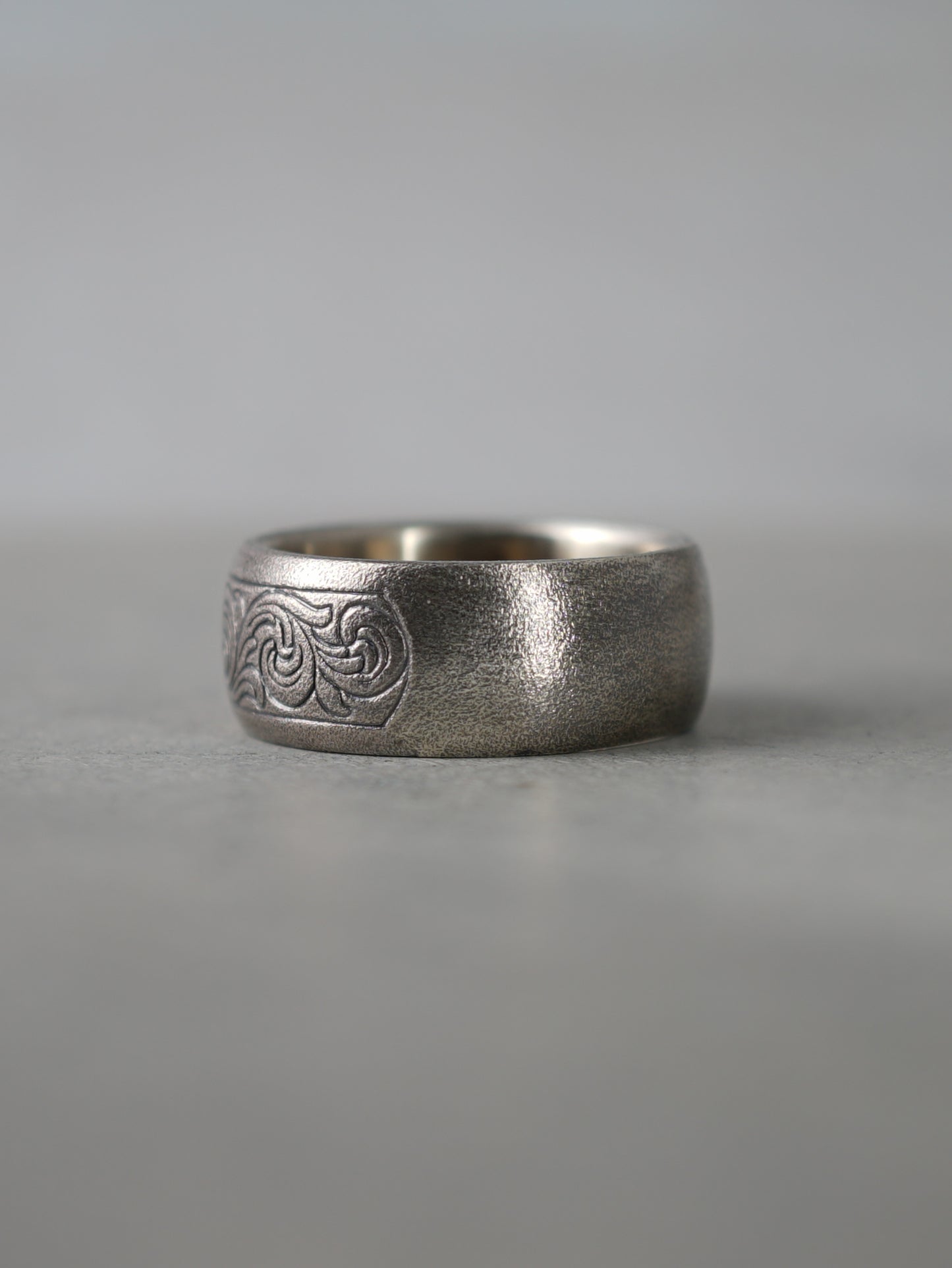 QR18A Engrave Ring Antique ver.