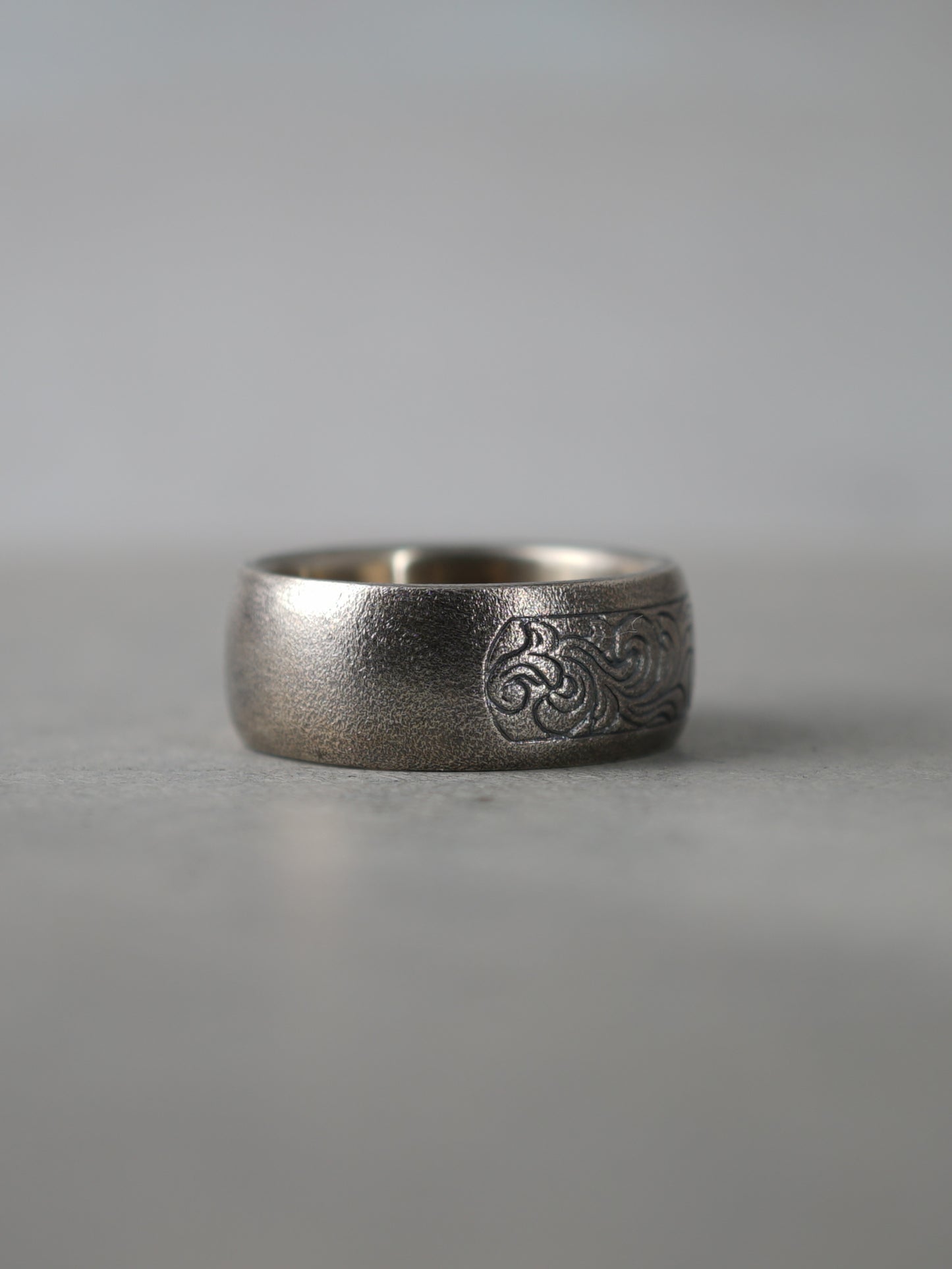 QR18A Engrave Ring Antique ver.