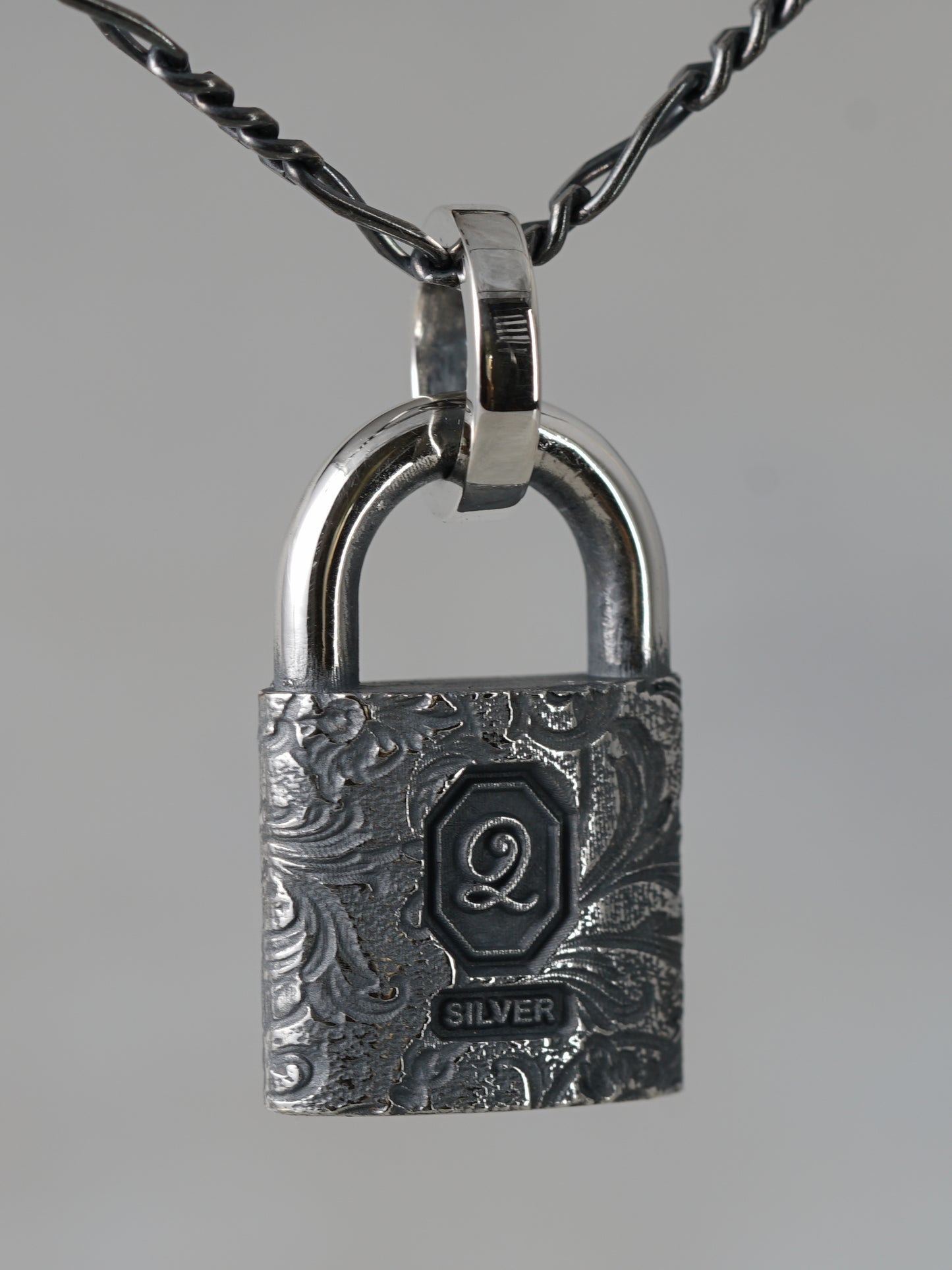 QN39P Padlock Pendant Polish ver.