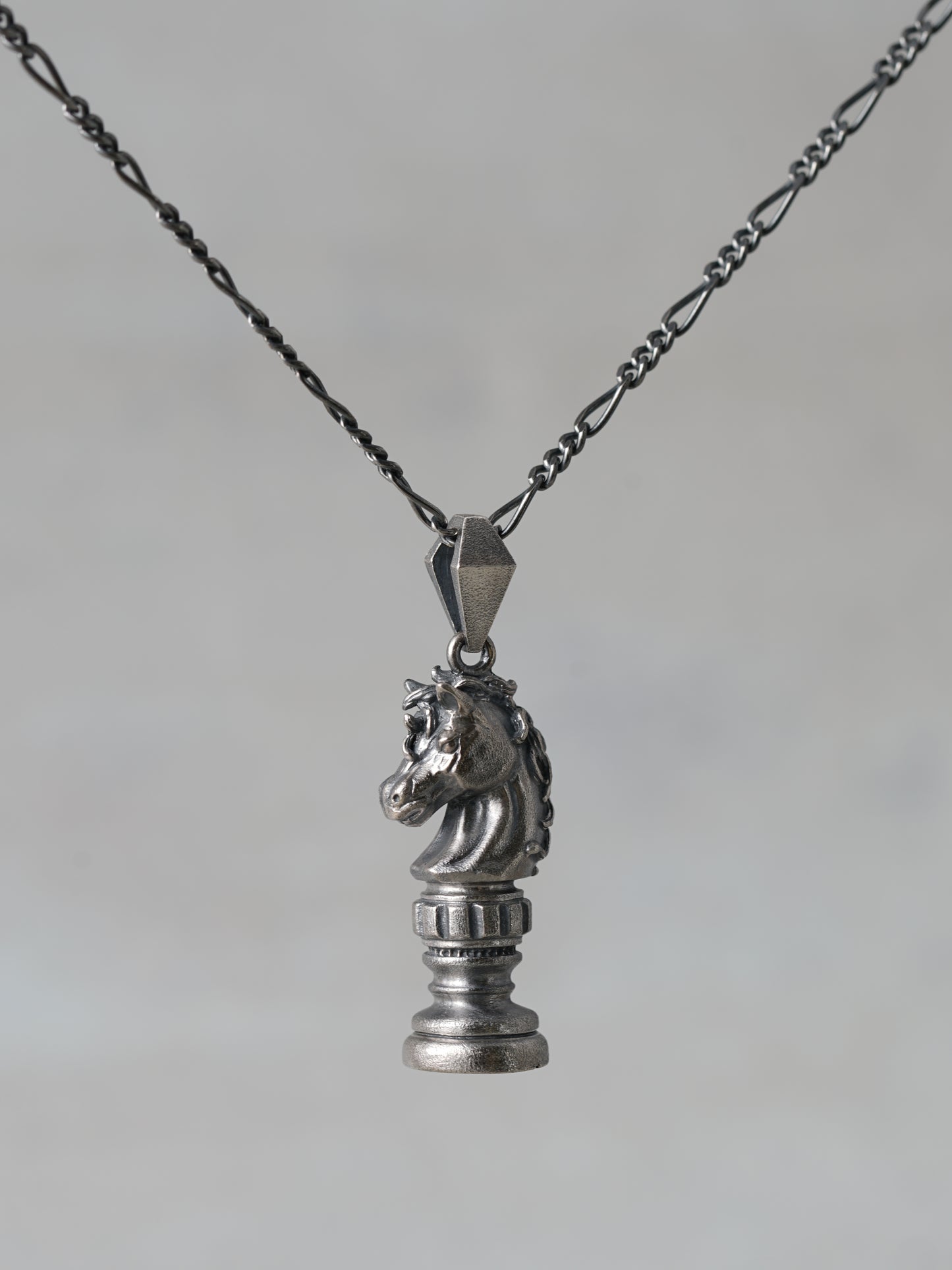 QN11A Cavalier Pendant Antique ver.