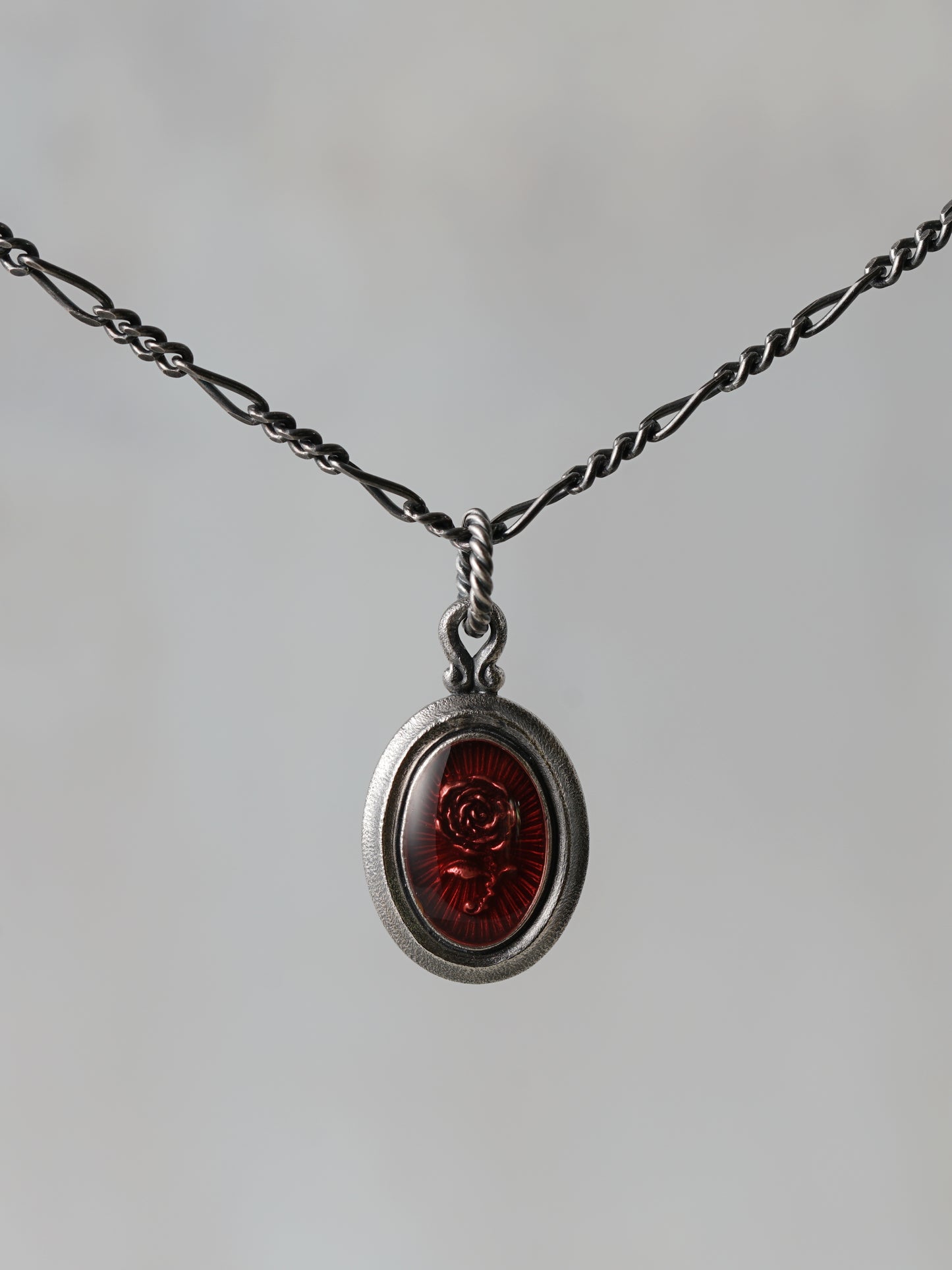 QN28A Rose Oval Pendant Antique ver.