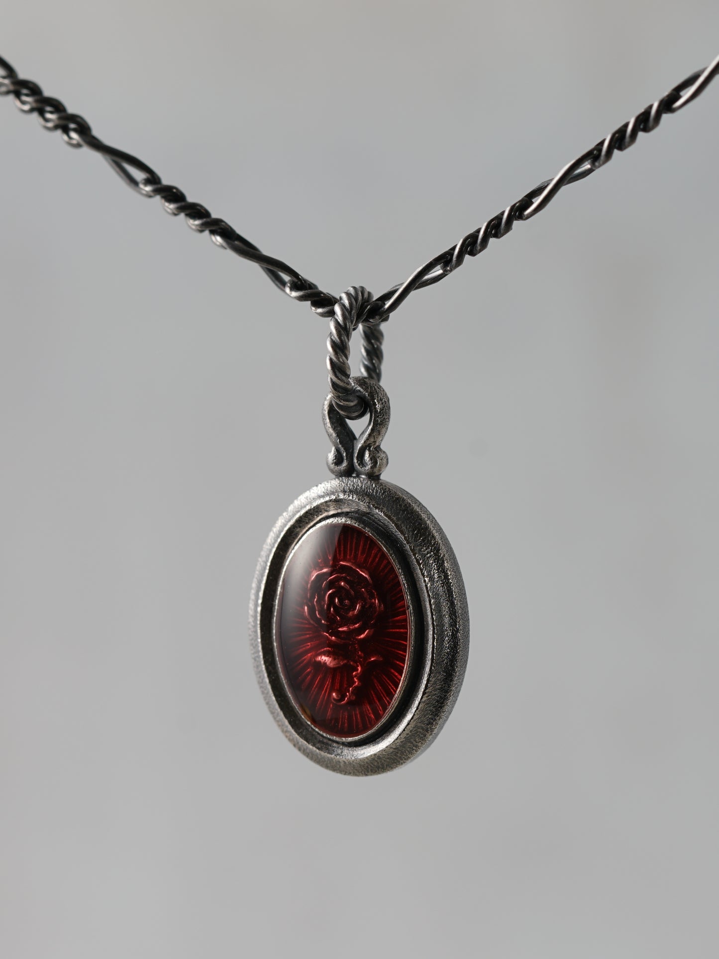 QN28A Rose Oval Pendant Antique ver.