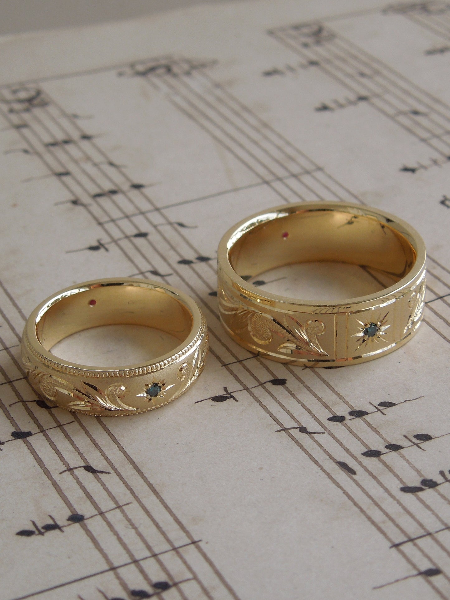 QFO031 Gold Marriage Ring