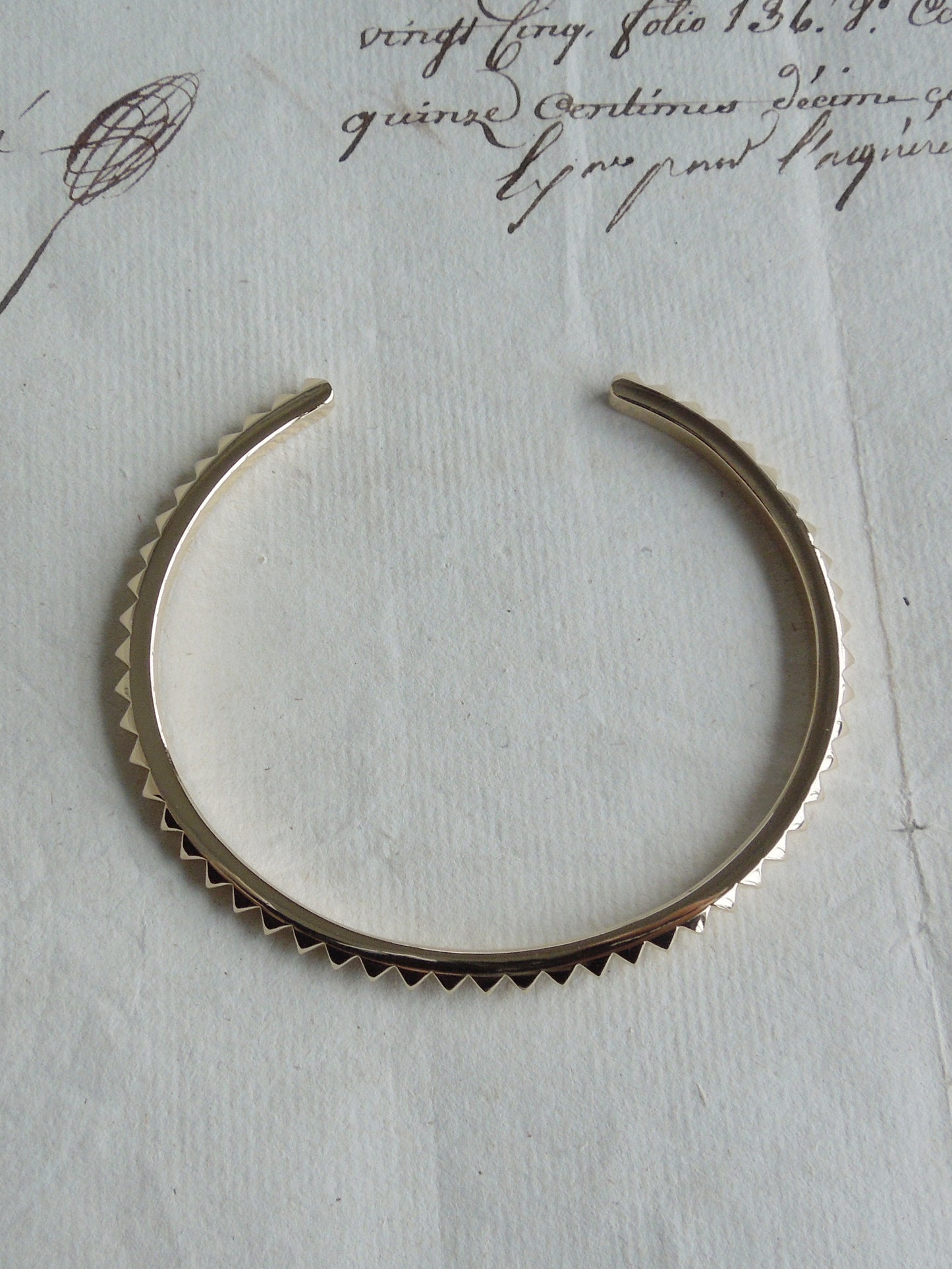 QSO138 Studs Bangle K18YG Custom