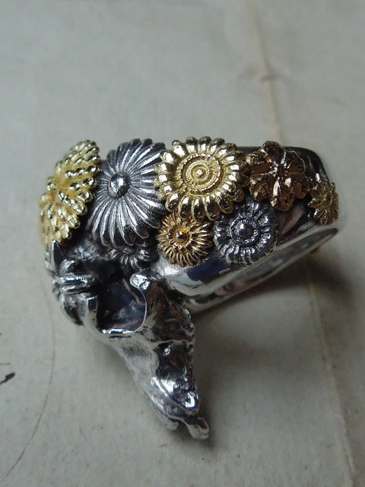 QFO028 Flower Dog Skull Ring